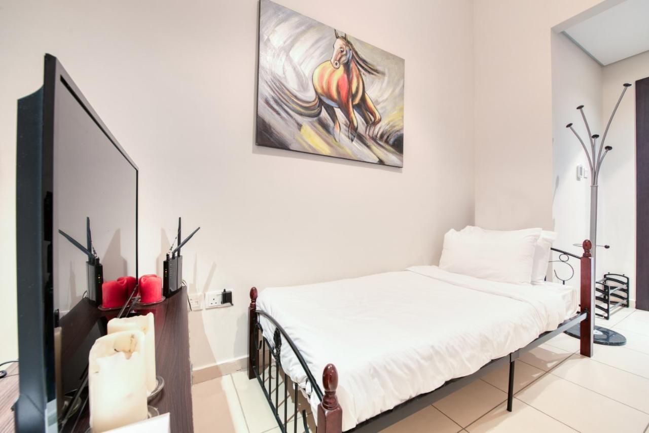 Maison Privee - Big, Bright, Luxury Marina Views Apt Next To Beach Dubaï Extérieur photo
