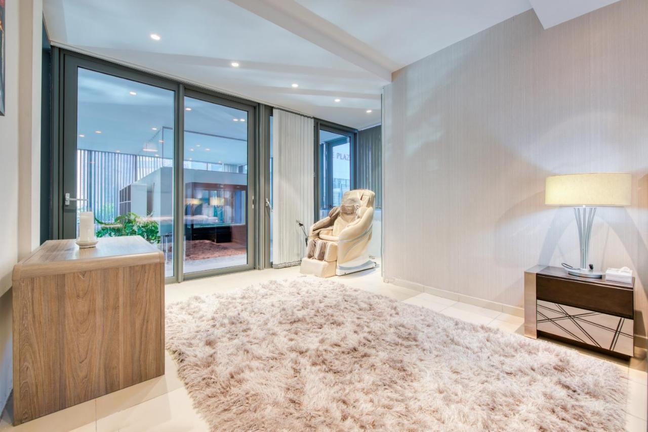 Maison Privee - Big, Bright, Luxury Marina Views Apt Next To Beach Dubaï Extérieur photo