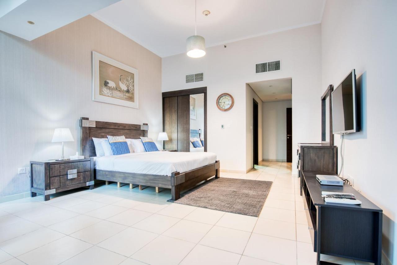 Maison Privee - Big, Bright, Luxury Marina Views Apt Next To Beach Dubaï Extérieur photo