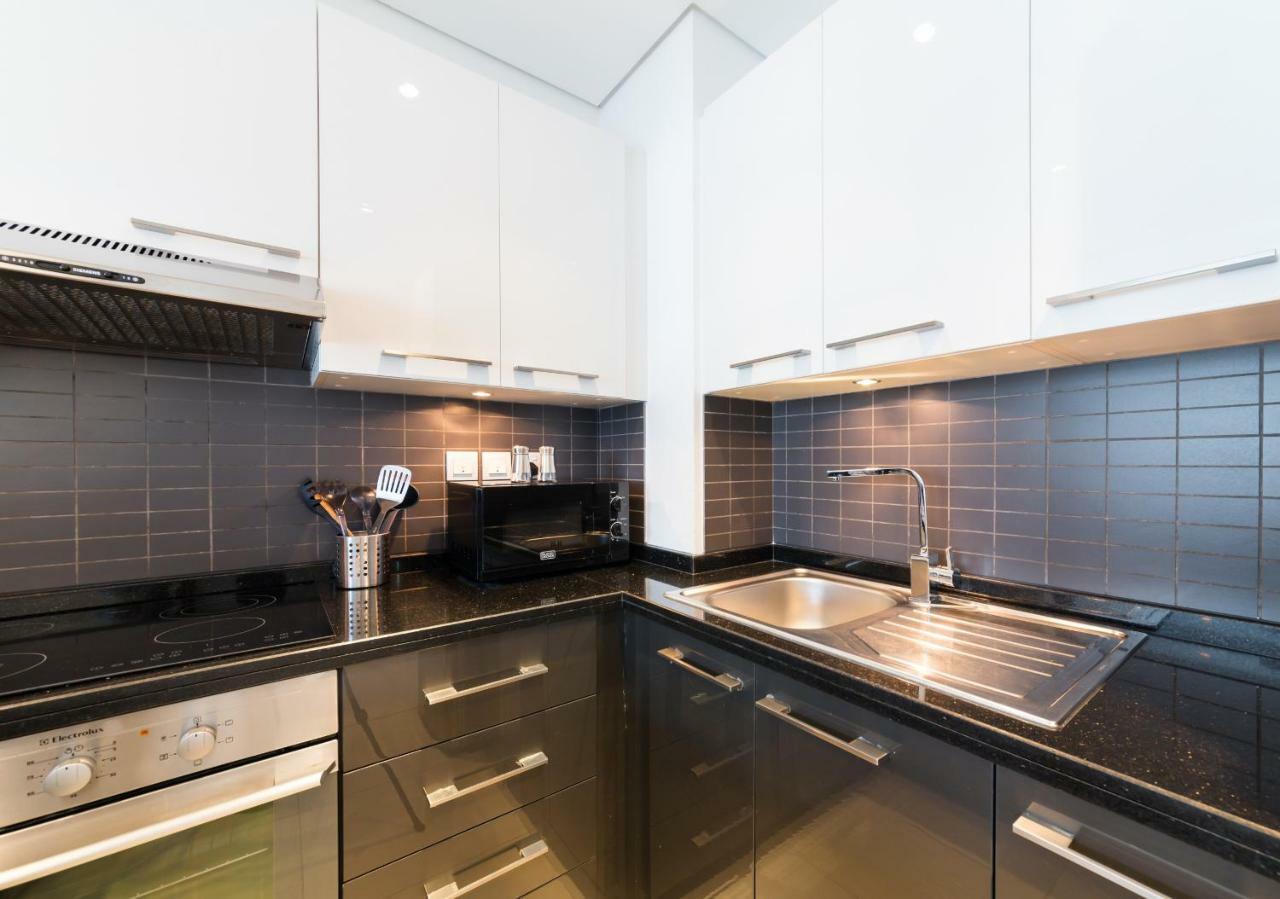 Maison Privee - Big, Bright, Luxury Marina Views Apt Next To Beach Dubaï Extérieur photo